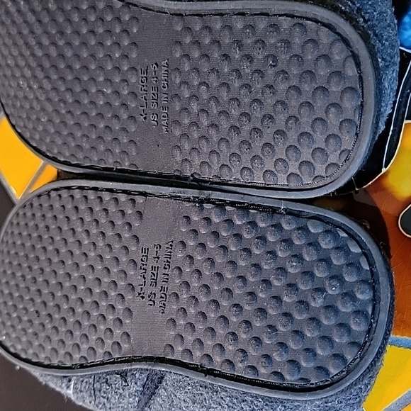 Boy's  House 👞 - Picture 2 of 4